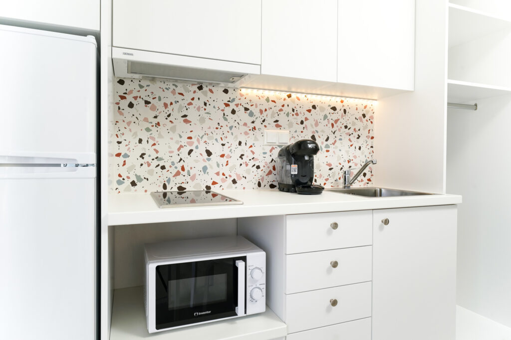 superior-one-bedroom-apt-24