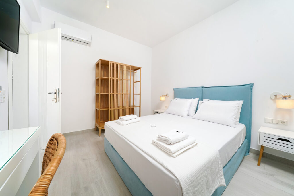 superior-one-bedroom-apt-29